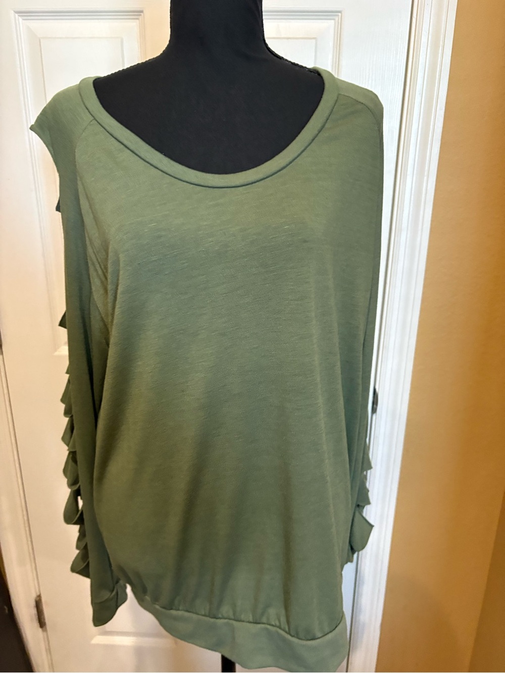 Rouge! Olive Green Ruffle-Sleeve Tunic Top